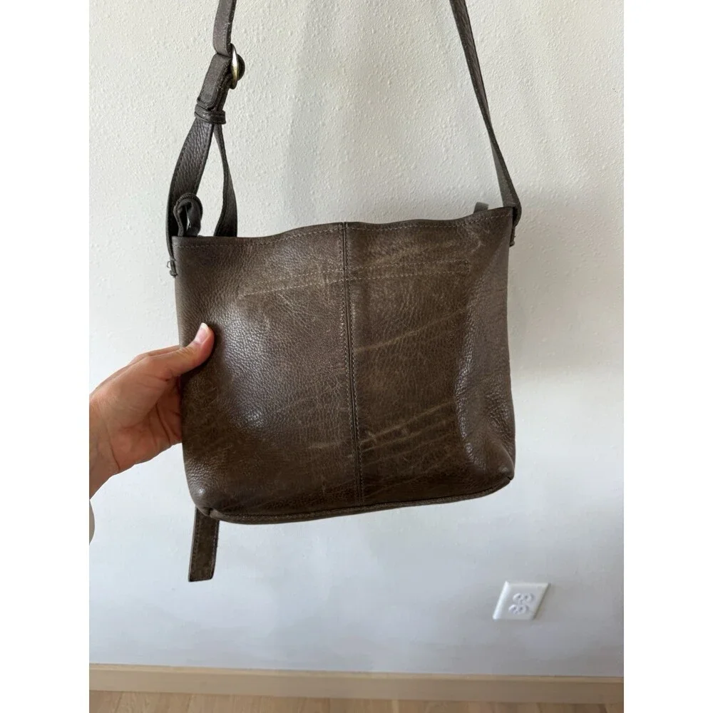 Duluth Trading Co Leather Crossbody Messenger Bag Purse Brown Pebbled Cowhide